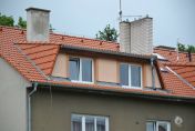 Rekonstrukce střechy bytový dům Počaply